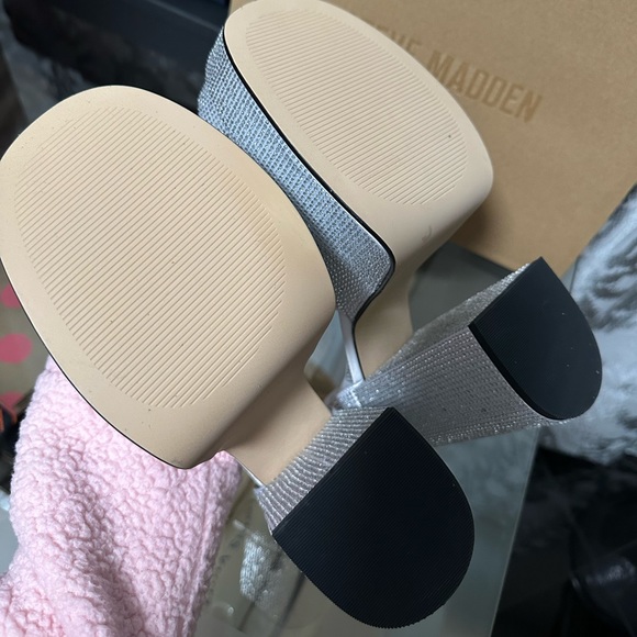 Steve Madden Charlize-R Rhinestones #8.5 - Picture 13 of 13